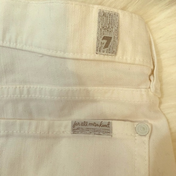 Flash sale!!! 7 for all mankind white jeans - Picture 1 of 5